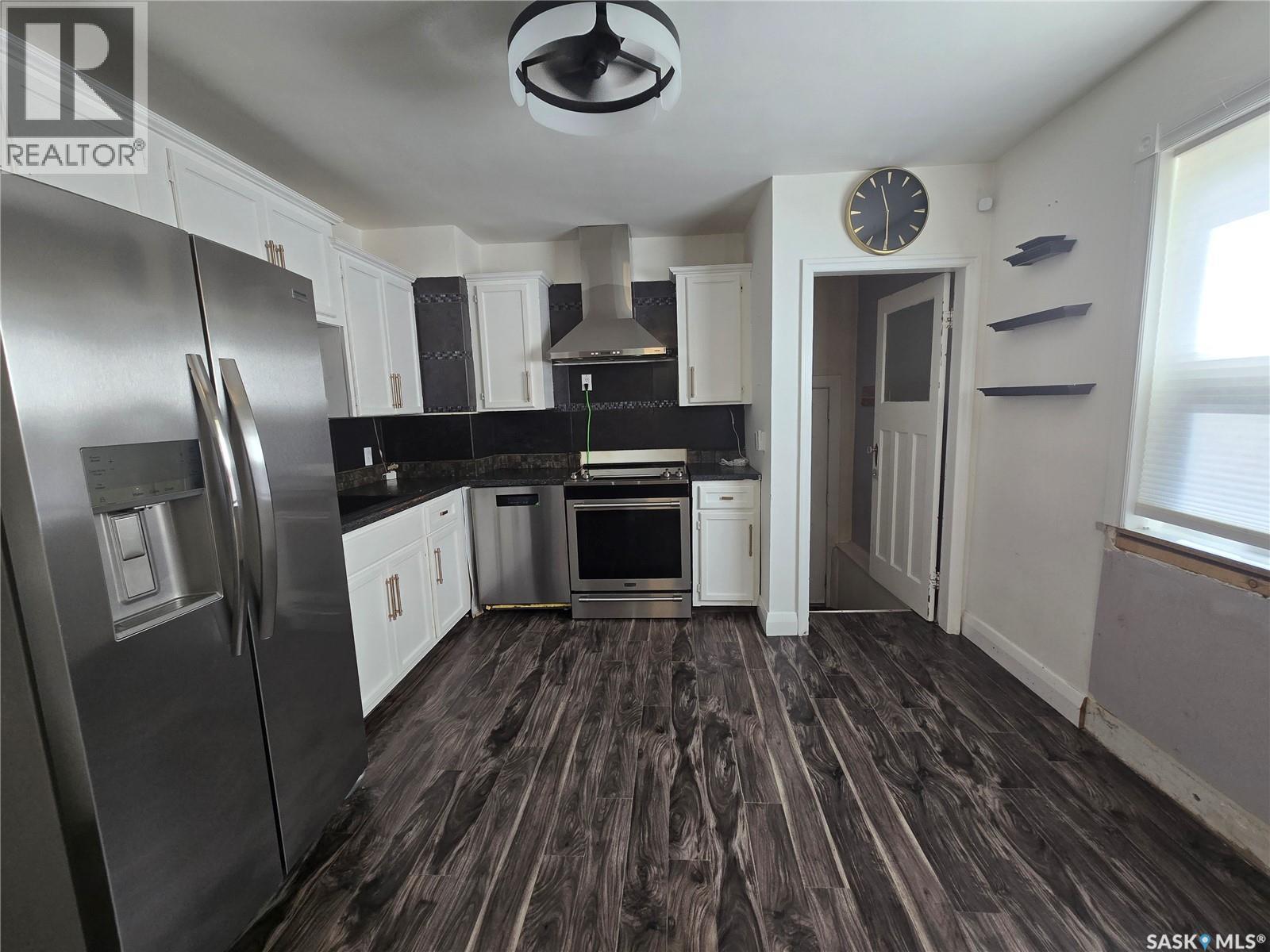 408 I Avenue S, Saskatoon, Saskatchewan  S7M 1P4 - Photo 5 - SK047600
