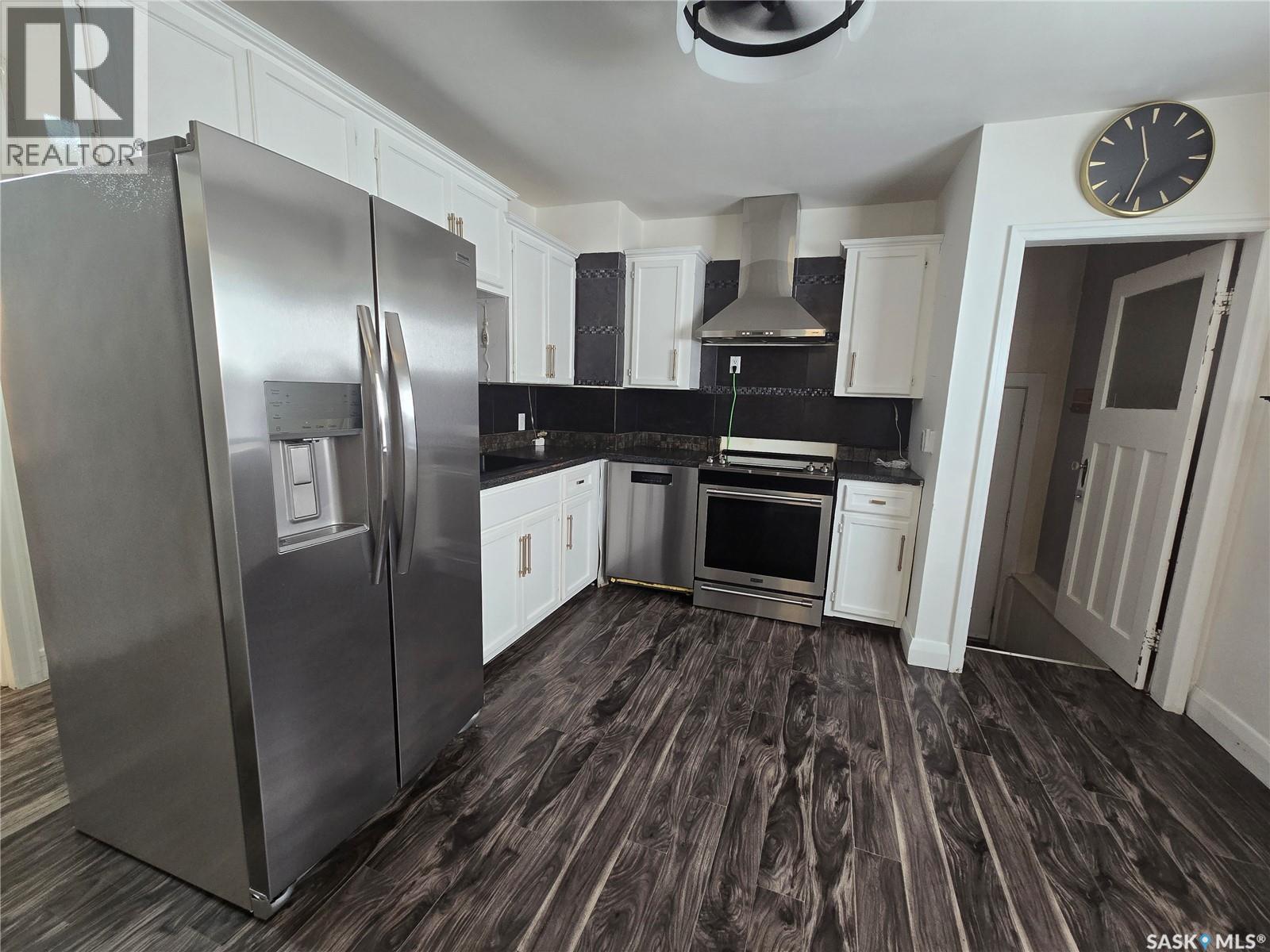 408 I Avenue S, Saskatoon, Saskatchewan  S7M 1P4 - Photo 7 - SK047600