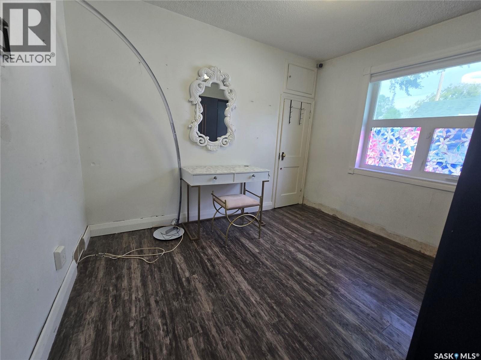 408 I Avenue S, Saskatoon, Saskatchewan  S7M 1P4 - Photo 9 - SK047600