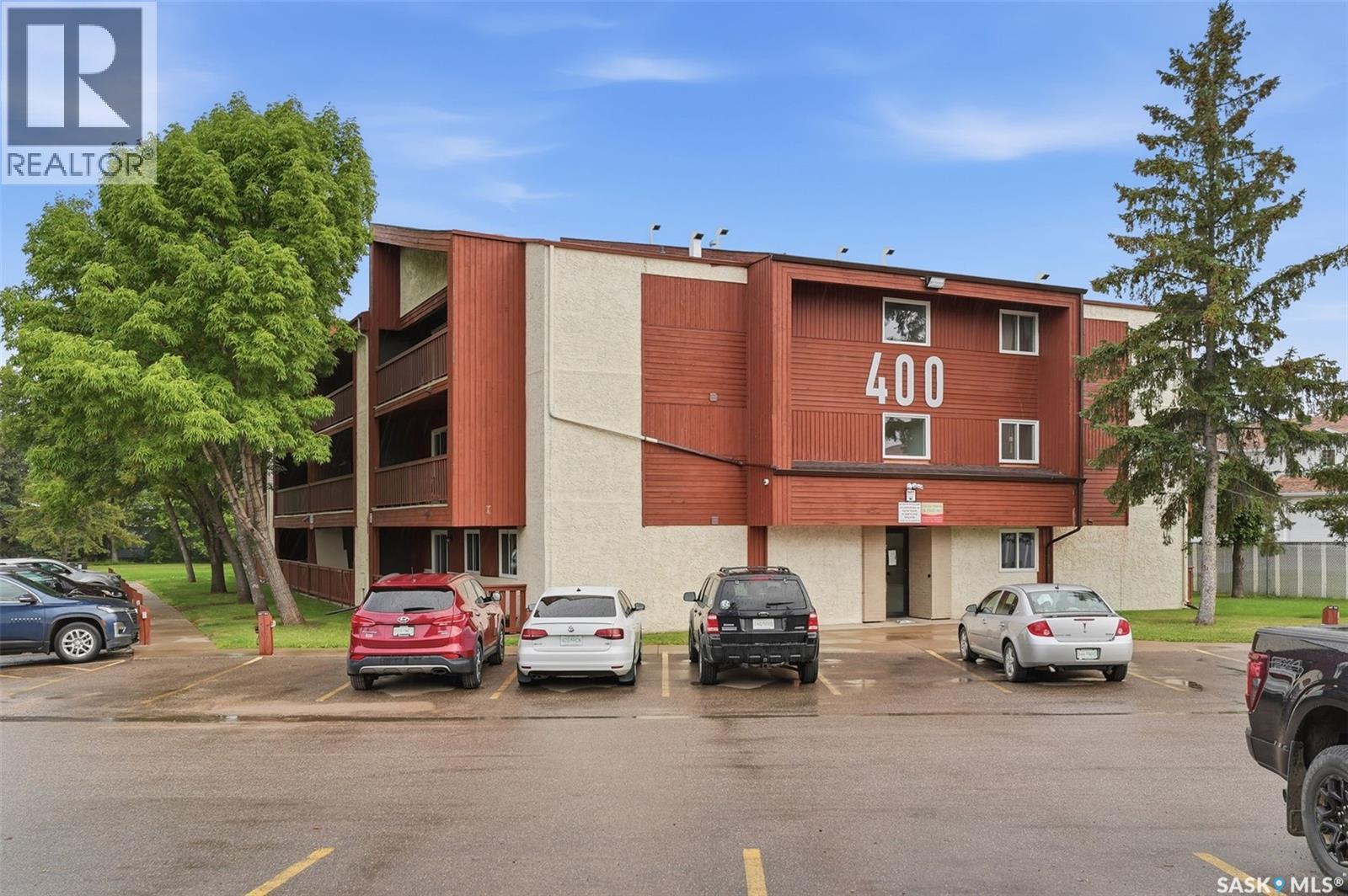 422 1580 Olive Diefenbaker Drive, Prince Albert, Saskatchewan  S6V 7M6 - Photo 2 - SK047381