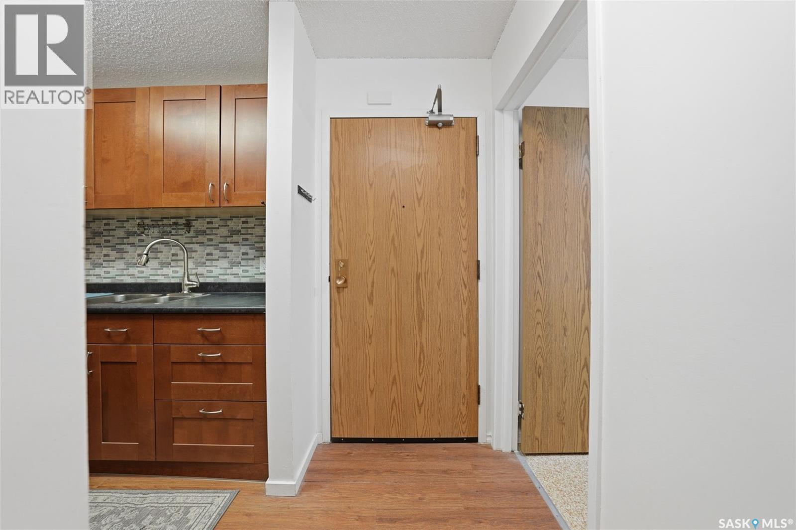 422 1580 Olive Diefenbaker Drive, Prince Albert, Saskatchewan  S6V 7M6 - Photo 6 - SK047381