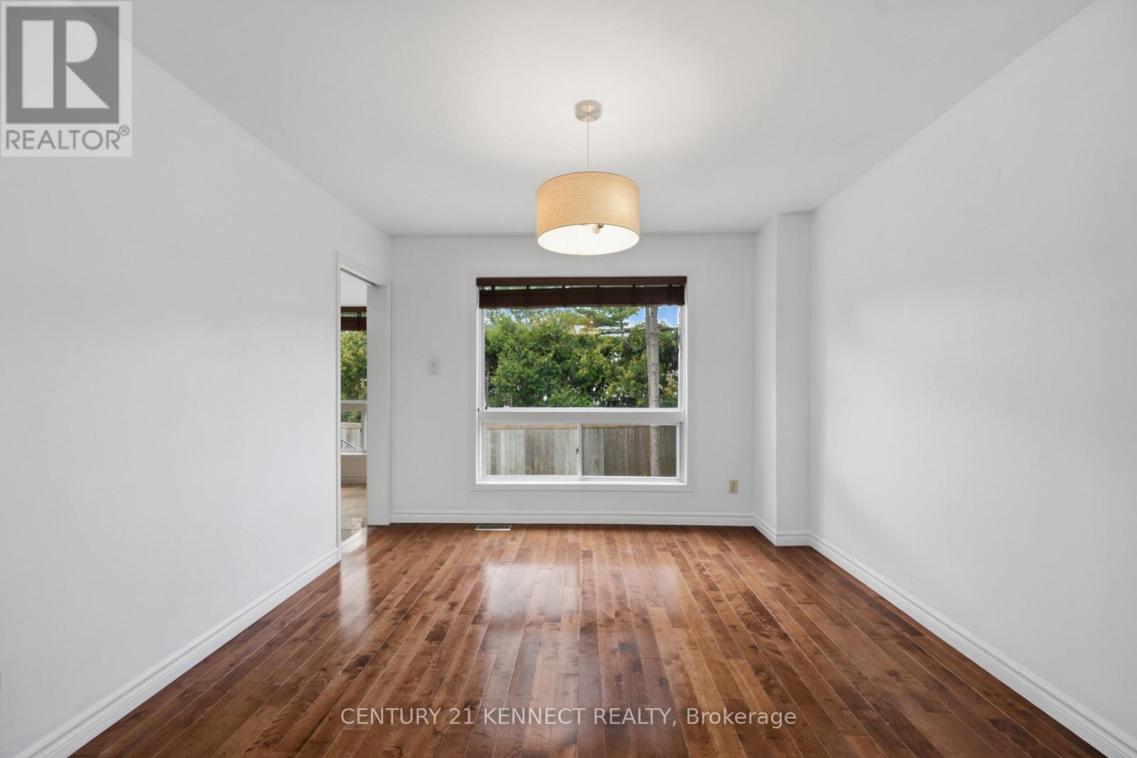 848 Fairlawn Avenue, Ottawa, Ontario  K2A 4C2 - Photo 8 - X13242322