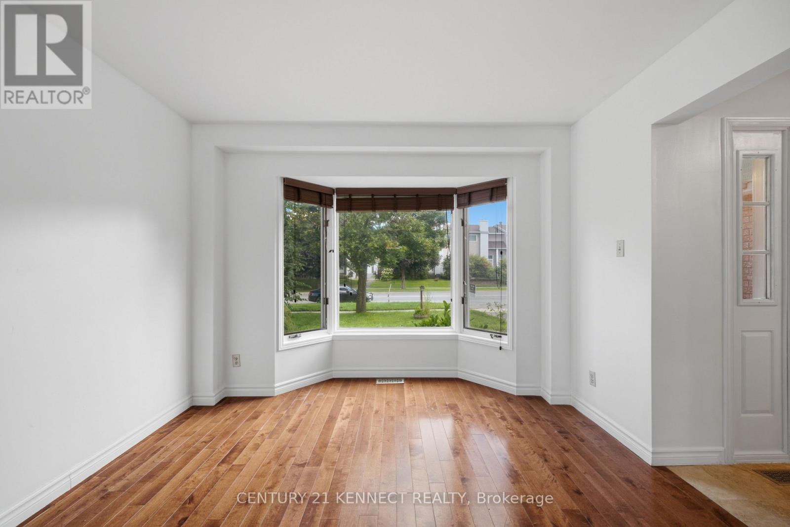 848 Fairlawn Avenue, Ottawa, Ontario  K2A 4C2 - Photo 7 - X13242322