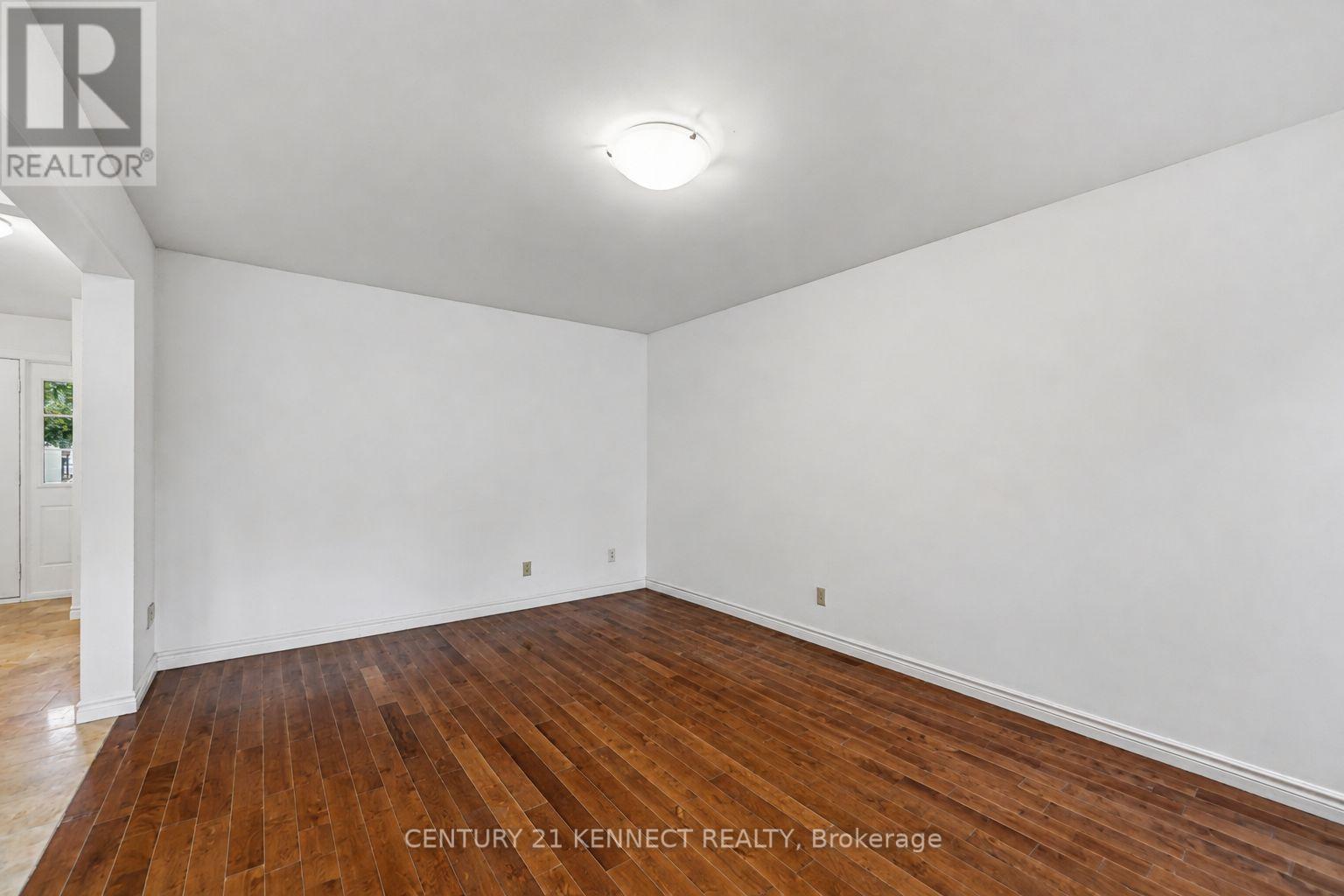 848 Fairlawn Avenue, Ottawa, Ontario  K2A 4C2 - Photo 10 - X13242322