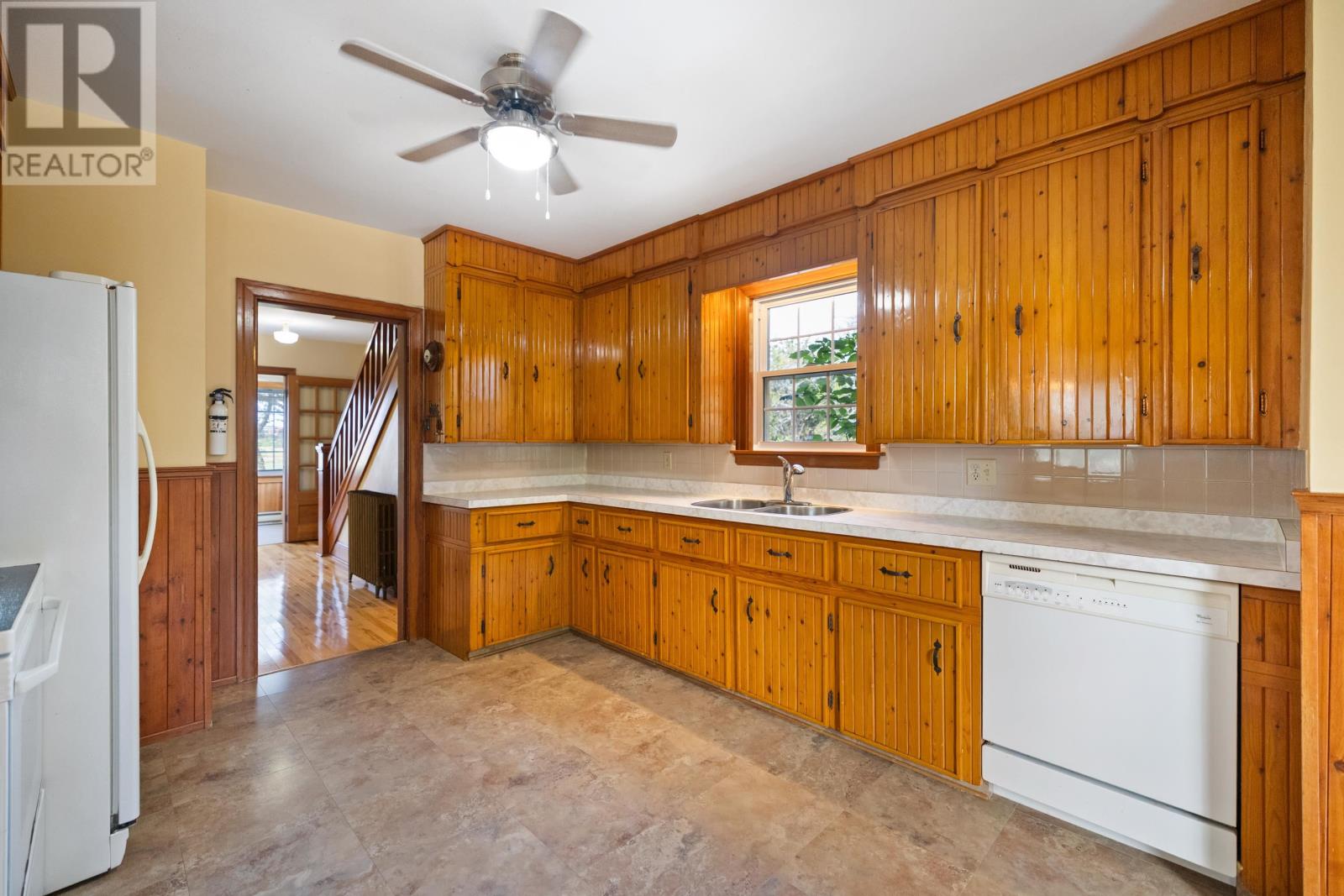 98 Mount Edward Road, Charlottetown, Prince Edward Island  C1A 5S7 - Photo 13 - 202622386