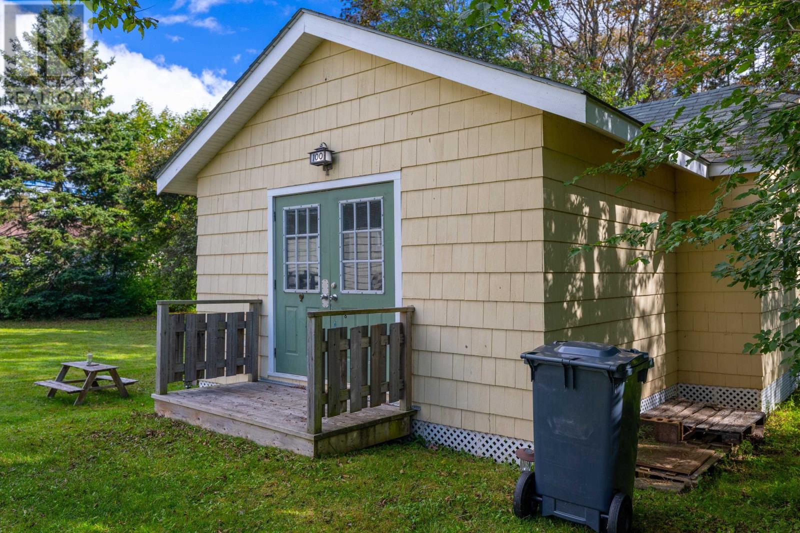 100 Mount Edward Road, Charlottetown, Prince Edward Island C1A 5S7 - Photo 34 - 202622406