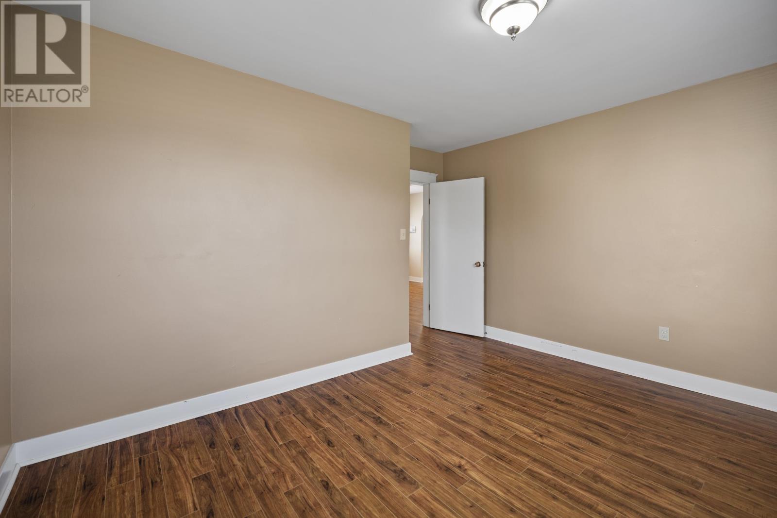 100 Mount Edward Road, Charlottetown, Prince Edward Island C1A 5S7 - Photo 12 - 202622406