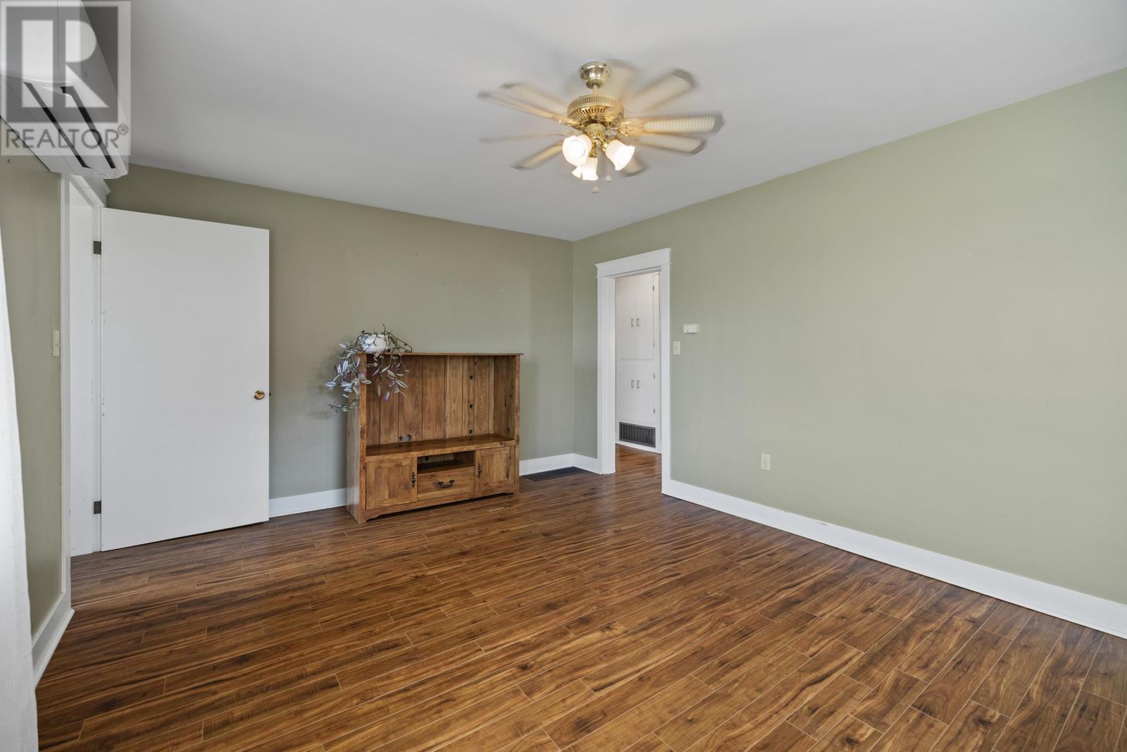 100 Mount Edward Road, Charlottetown, Prince Edward Island C1A 5S7 - Photo 9 - 202622406