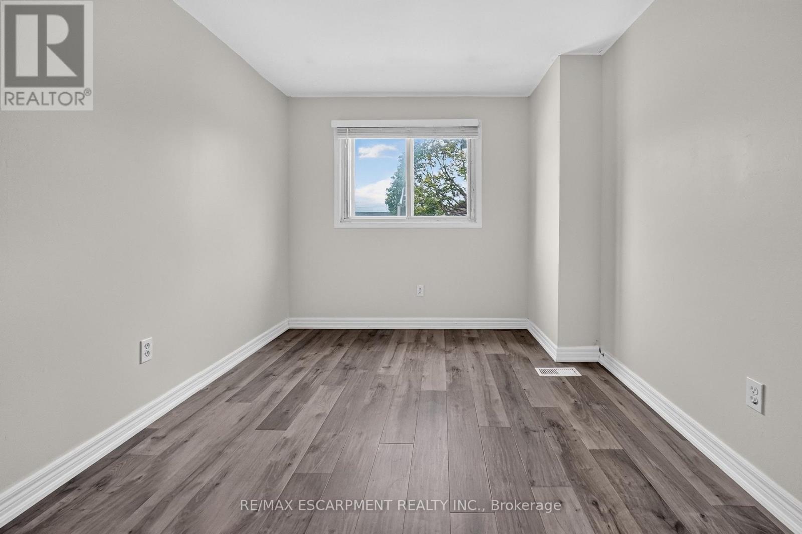 3 - 132 Lock Street W, Haldimand, Ontario  N1A 1T9 - Photo 18 - X13746698