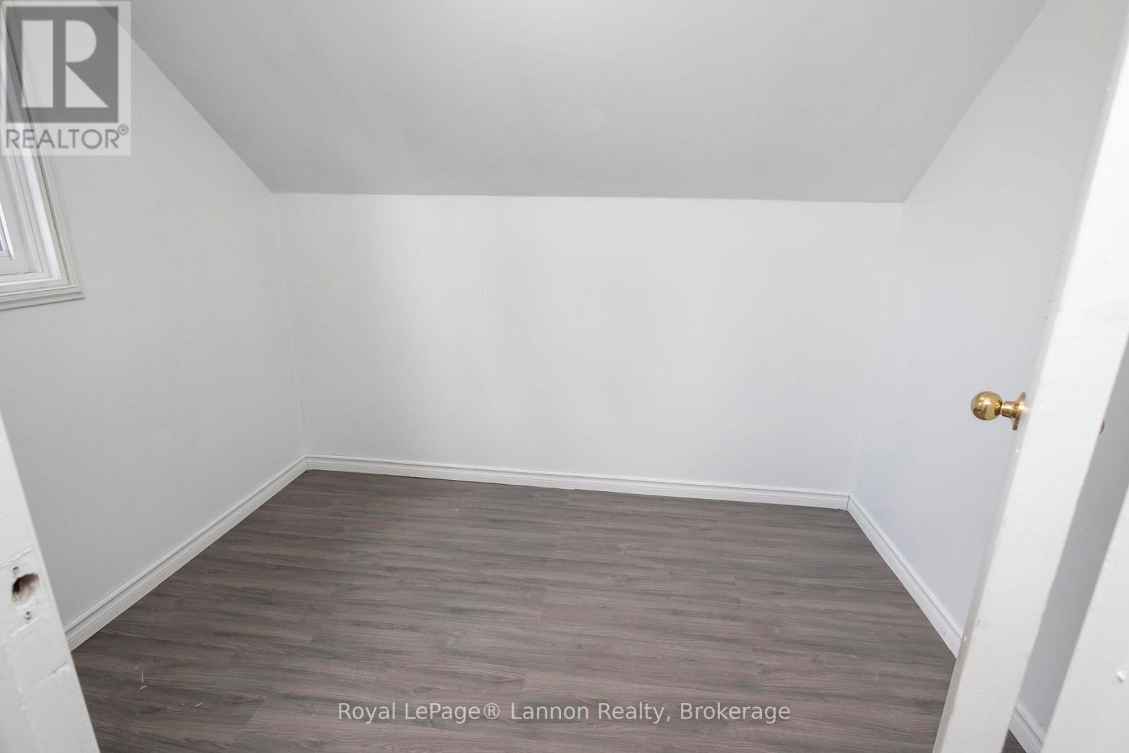 873 Minnesota Street, Thunder Bay, Ontario  P7C 3L7 - Photo 11 - X13695066
