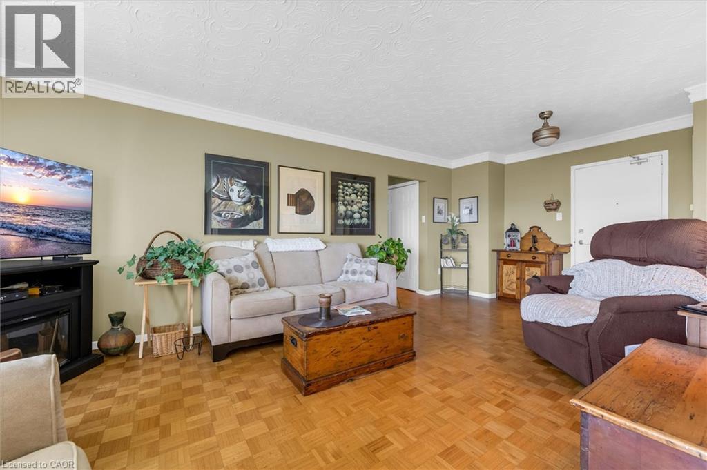 35 Towering Heights Boulevard Unit# 1007, St. Catharines, Ontario  L2T 3G8 - Photo 2 - 40860460