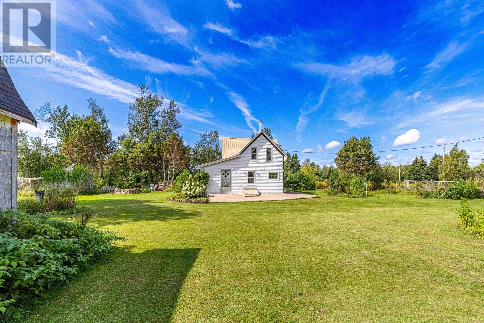 611 Line Road, Milltown Cross, Prince Edward Island C0A 1R0 - Photo 5 - 202622480