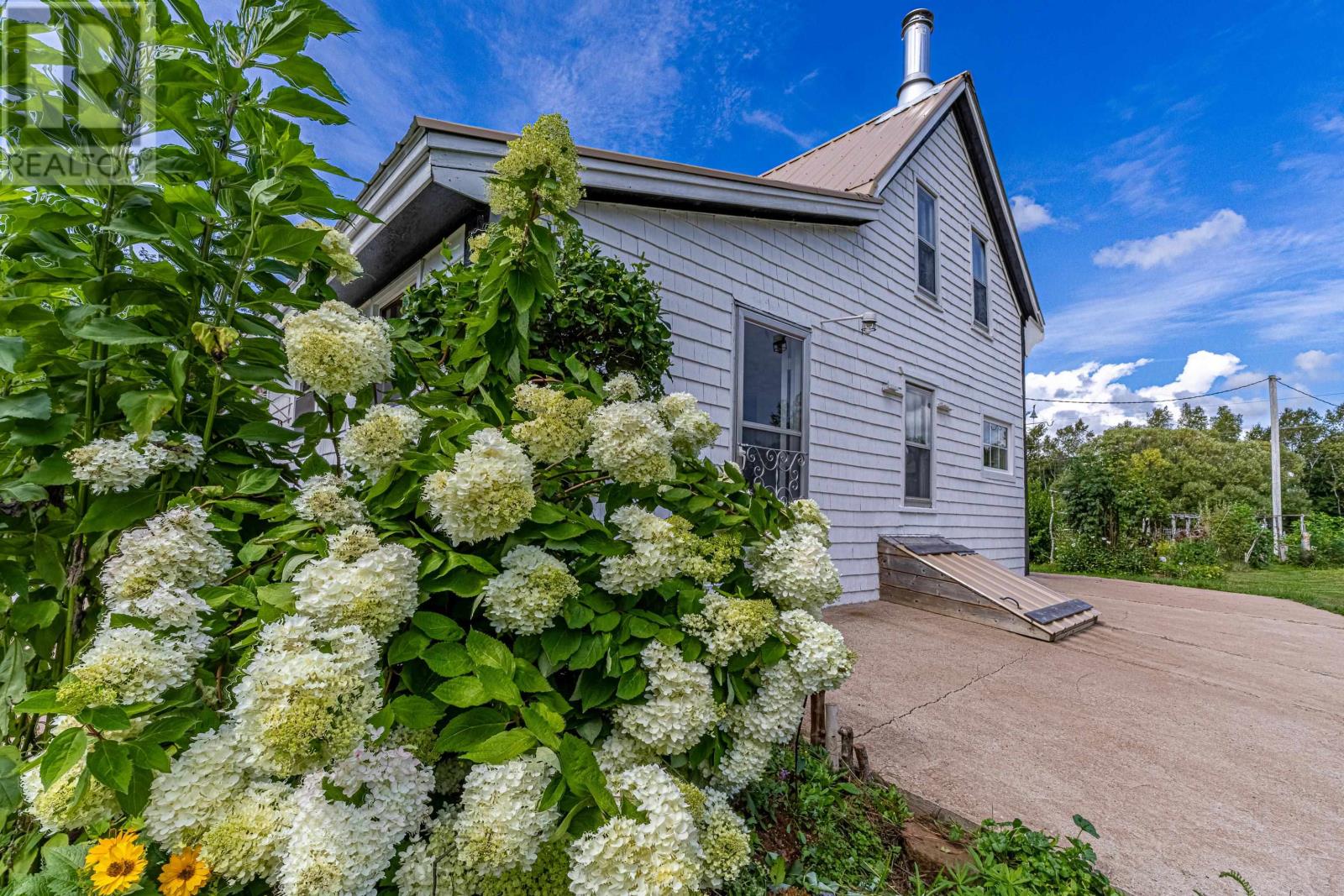 611 Line Road, Milltown Cross, Prince Edward Island C0A 1R0 - Photo 6 - 202622480