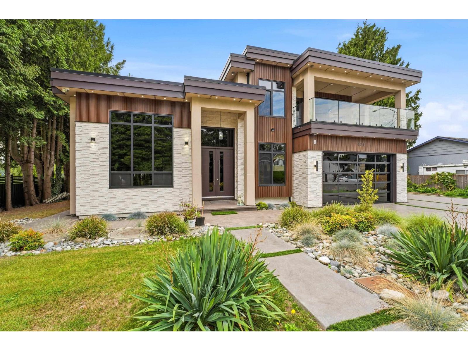 8019 113b Street, Delta, British Columbia  V4C 5E7 - Photo 2 - R3161569