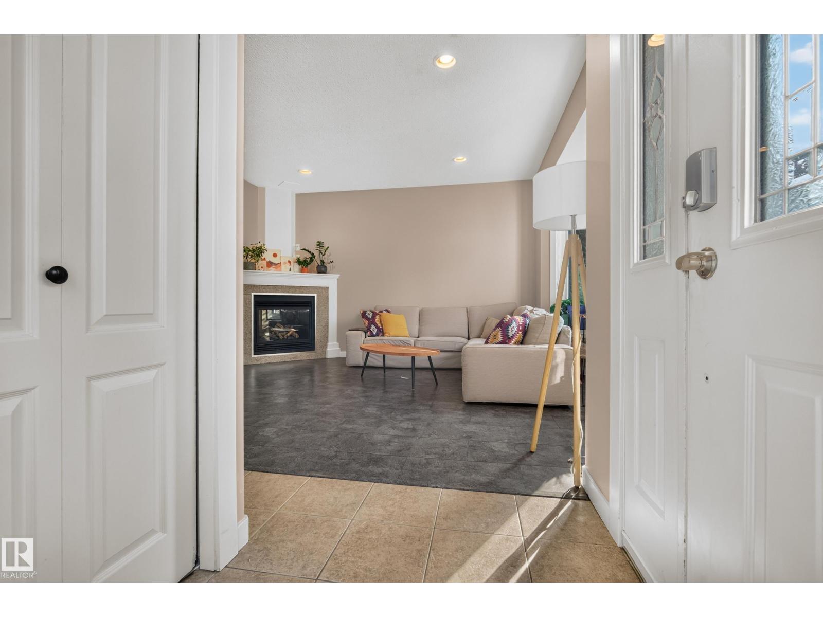 14422 104 Av Nw, Edmonton, Alberta  T5N 0X1 - Photo 3 - E4507154