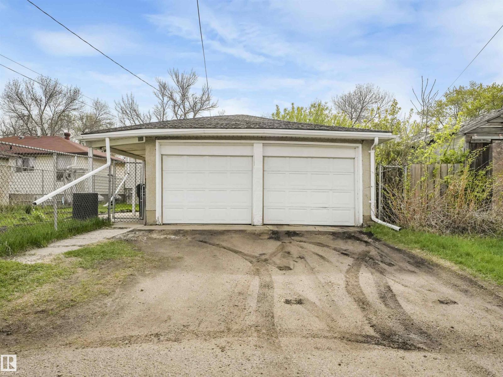 12614 69 St NW, Edmonton, Alberta  T5C 0G8 - Photo 2 - E4507157