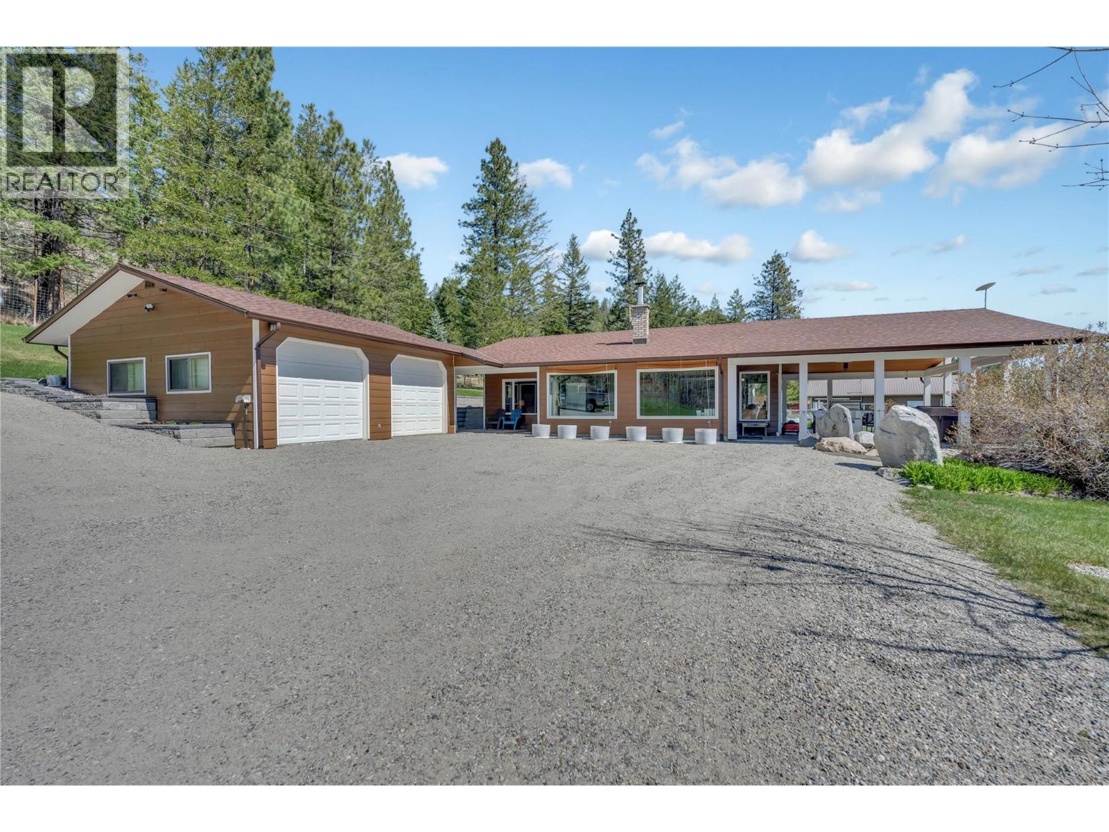 30 Osborne Road, Summerland, British Columbia