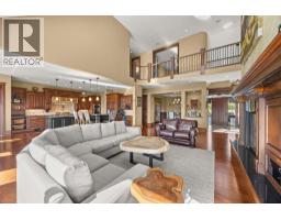 2449 Selkirk Drive, Kelowna, British Columbia  V1V 2R7 - Photo 15 - 10389851
