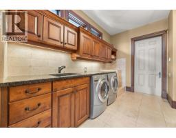 2449 Selkirk Drive, Kelowna, British Columbia  V1V 2R7 - Photo 46 - 10389851