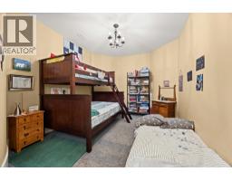 2449 Selkirk Drive, Kelowna, British Columbia  V1V 2R7 - Photo 60 - 10389851