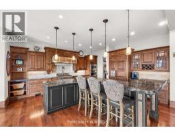 2449 Selkirk Drive, Kelowna, British Columbia  V1V 2R7 - Photo 87 - 10389851