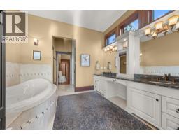 2449 Selkirk Drive, Kelowna, British Columbia  V1V 2R7 - Photo 37 - 10389851