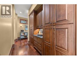 2449 Selkirk Drive, Kelowna, British Columbia  V1V 2R7 - Photo 43 - 10389851