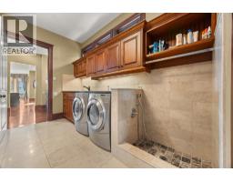 2449 Selkirk Drive, Kelowna, British Columbia  V1V 2R7 - Photo 47 - 10389851