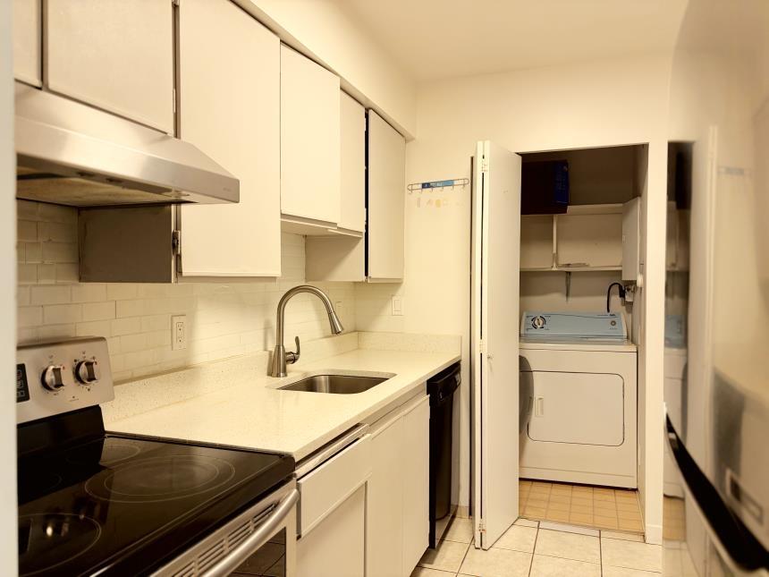 1017 10620 150 Street, Surrey, British Columbia  V3R 7S1 - Photo 5 - R3161575