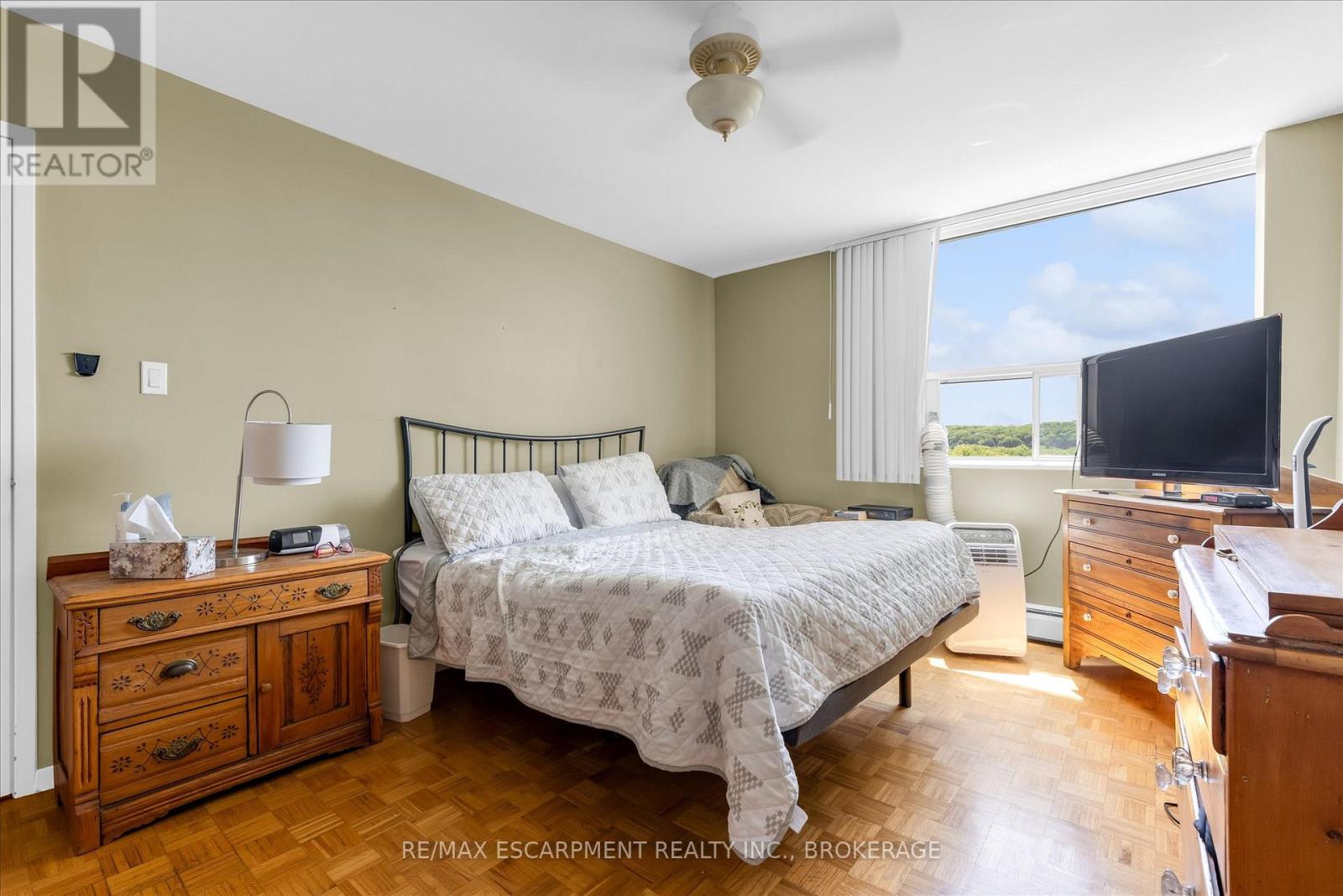 1007 - 35 Towering Heights Boulevard, St. Catharines, Ontario  L2T 3G8 - Photo 8 - X13746798