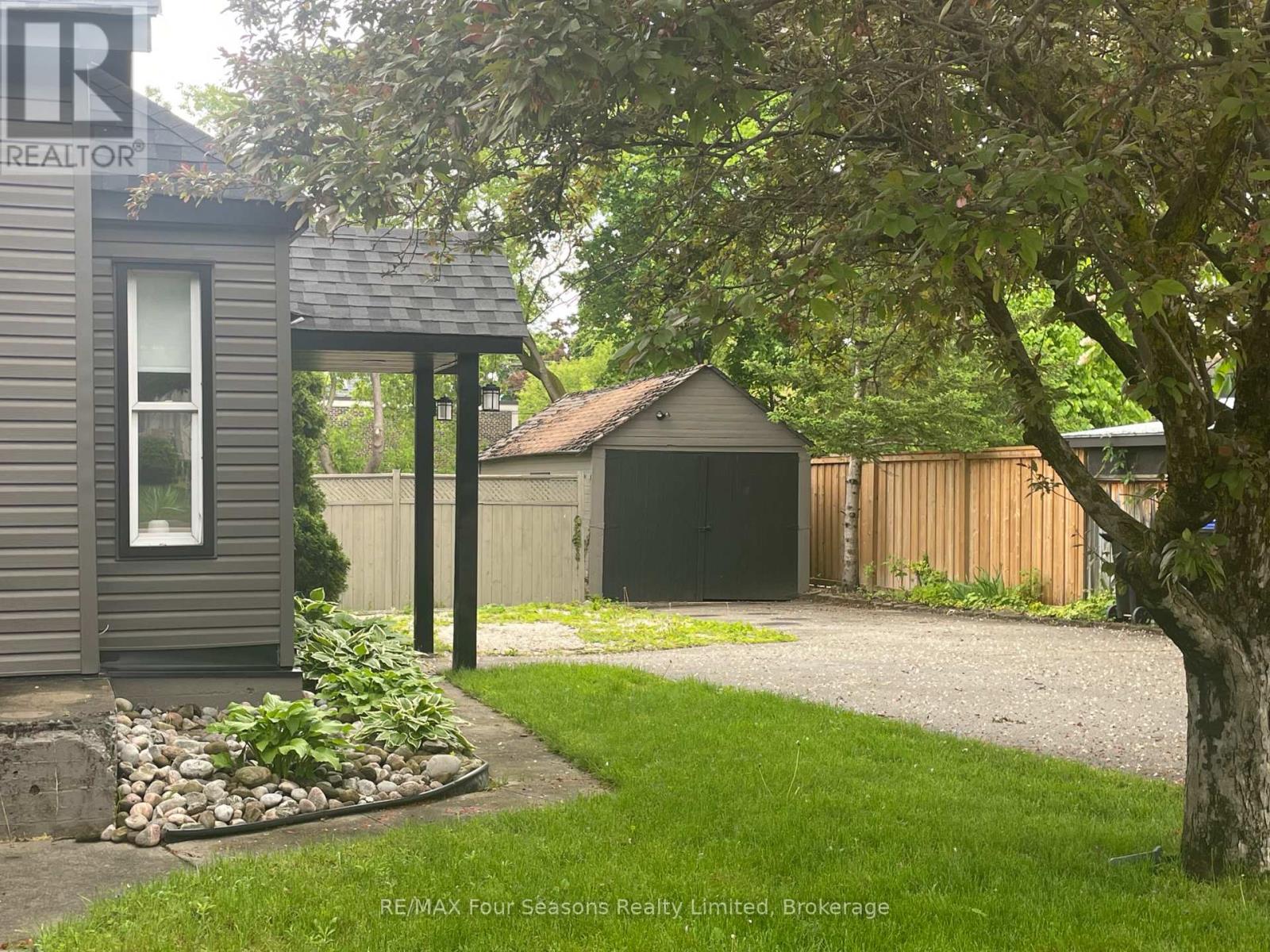 61 Sixth Street, Collingwood, Ontario  L9Y 1Y8 - Photo 16 - S13746824