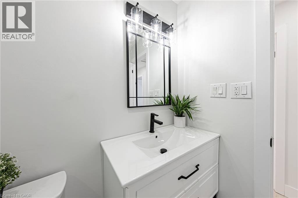 22 William Johnson Street Unit# Mainfloor, Stoney Creek, Ontario  L8J 1B4 - Photo 19 - 40860794