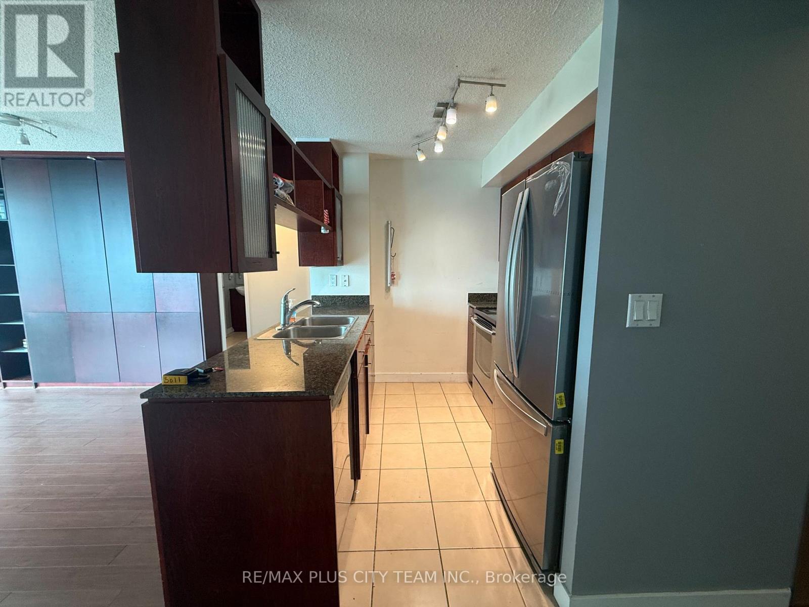 3011 - 381 Front Street W, Toronto, Ontario  M5V 3R8 - Photo 7 - C13746772