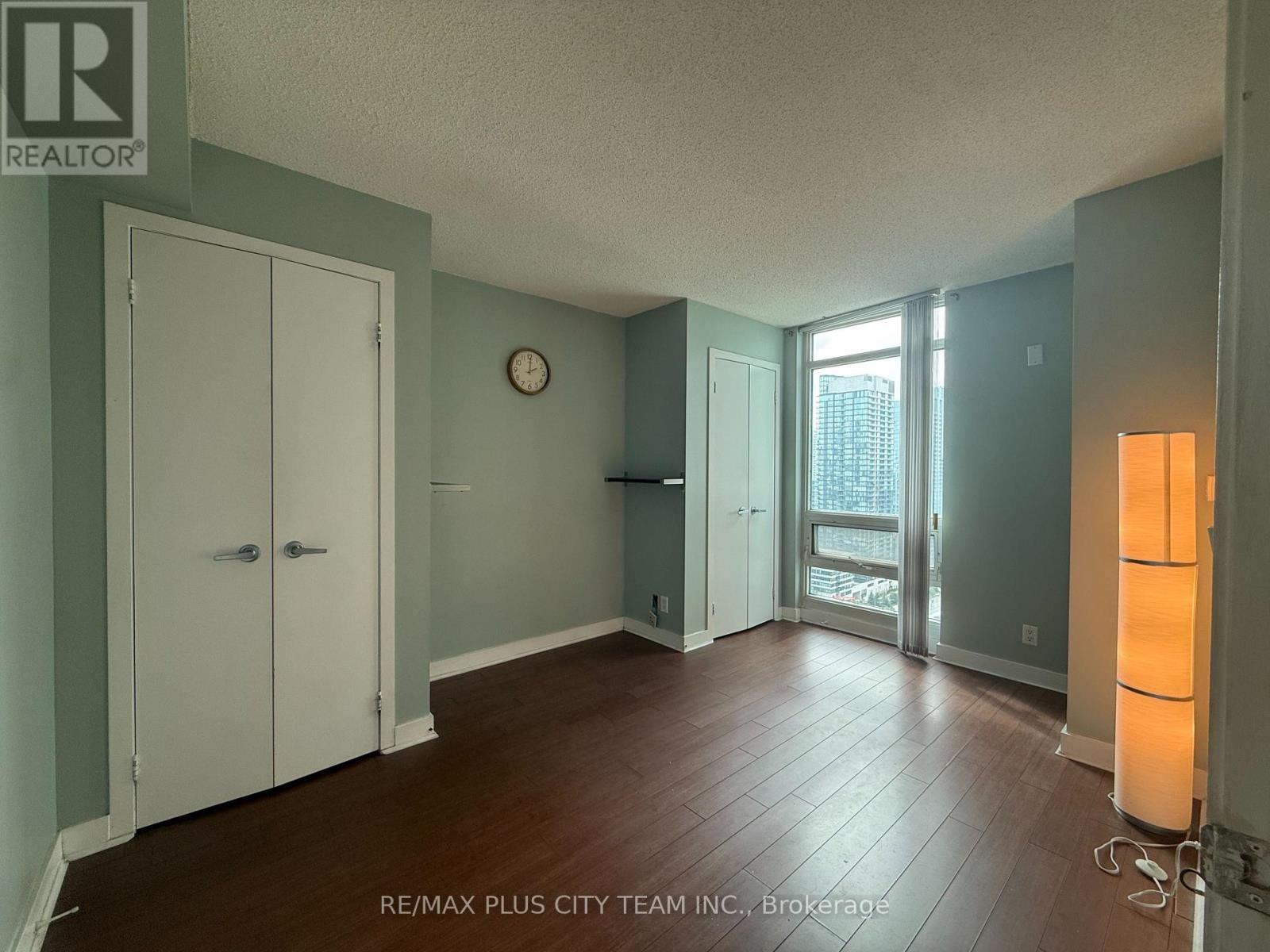 3011 - 381 Front Street W, Toronto, Ontario  M5V 3R8 - Photo 9 - C13746772