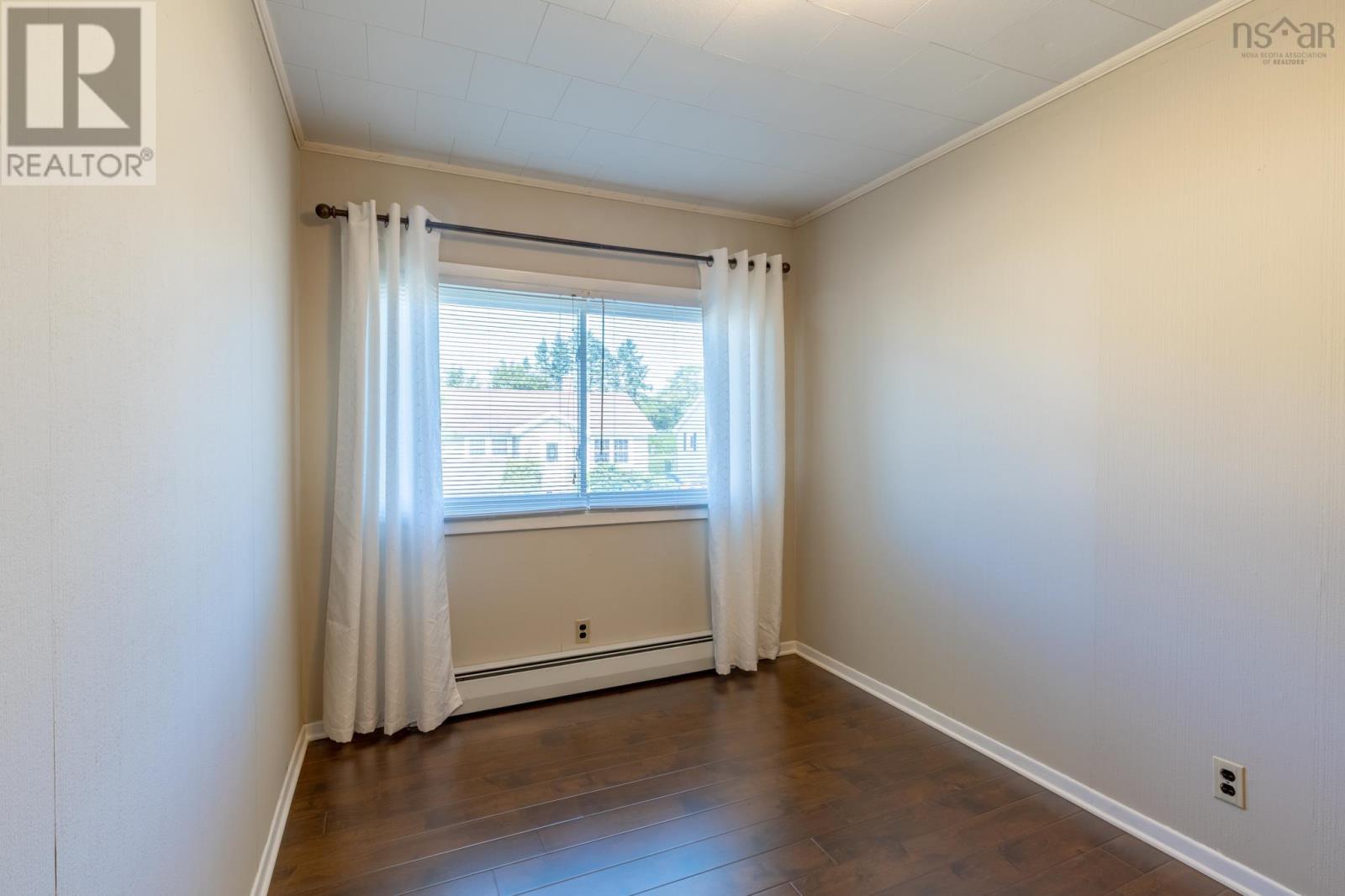 73 King Street, Yarmouth, Nova Scotia  B5A 2Y2 - Photo 20 - 202622453