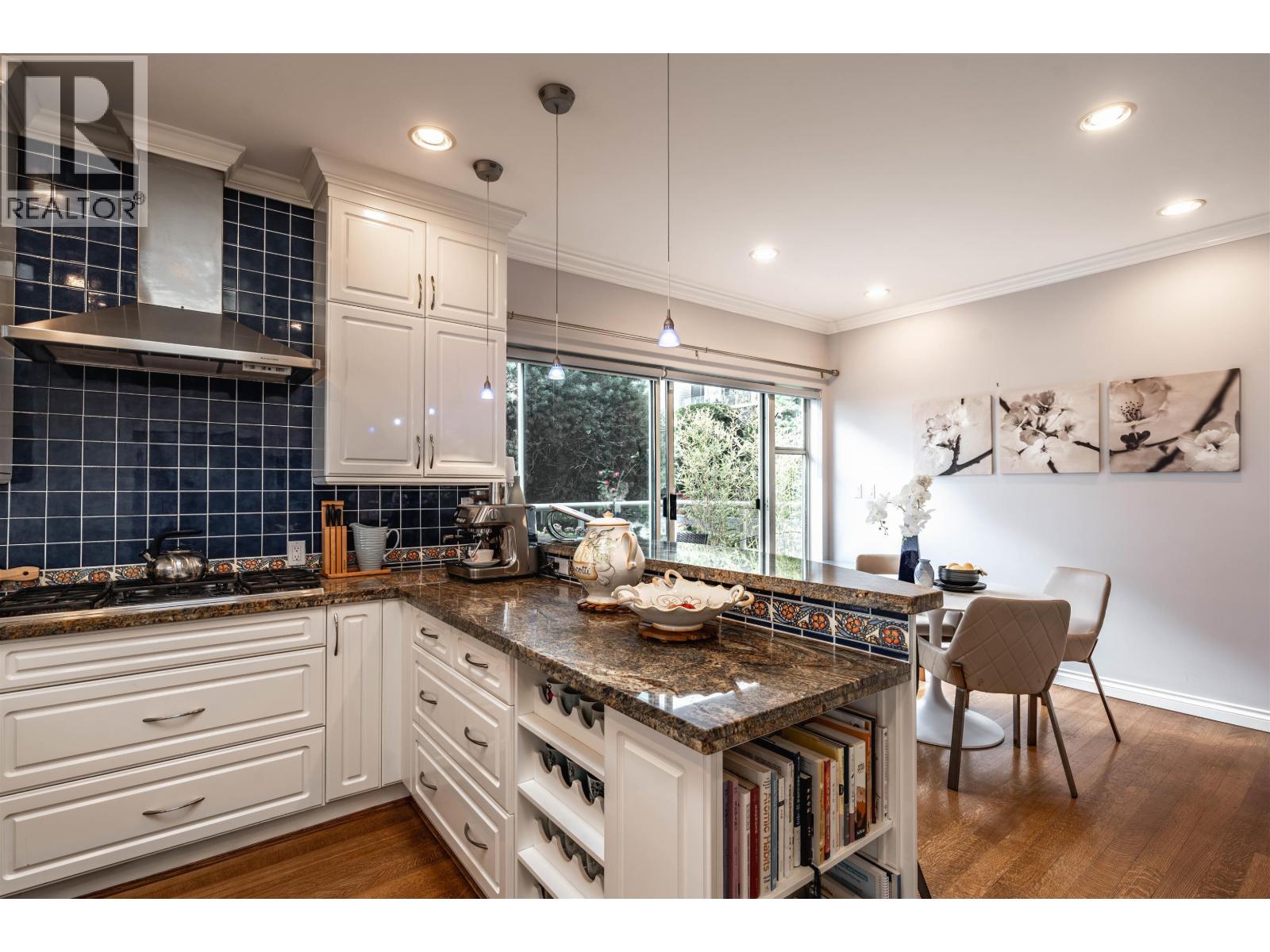 1 2278 Folkestone Way, West Vancouver, British Columbia  V7S 2X7 - Photo 14 - R3160980