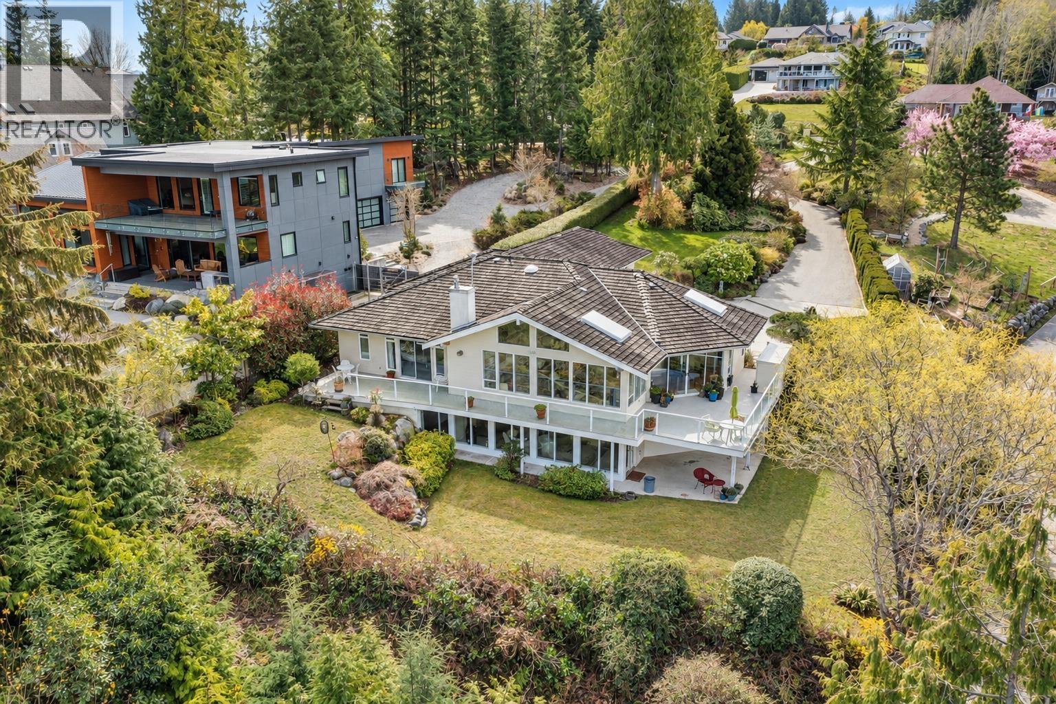 6484 N Gale Avenue, Sechelt, British Columbia  V7Z 0L1 - Photo 4 - R3097899
