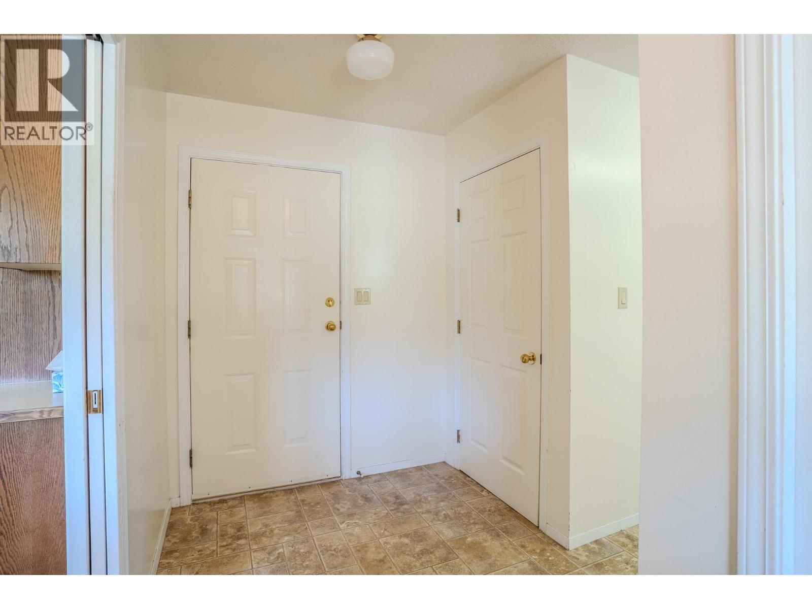310 Arbutus Street, Chase, British Columbia  V0E 1M0 - Photo 31 - 10399801