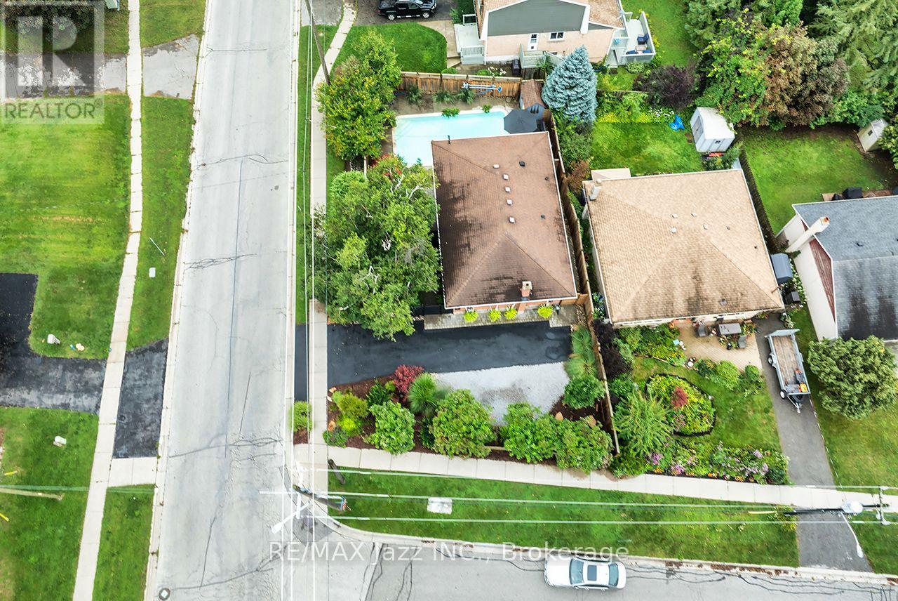 1085 Willowdale Avenue, Oshawa, Ontario  L1H 1W7 - Photo 45 - E13739968