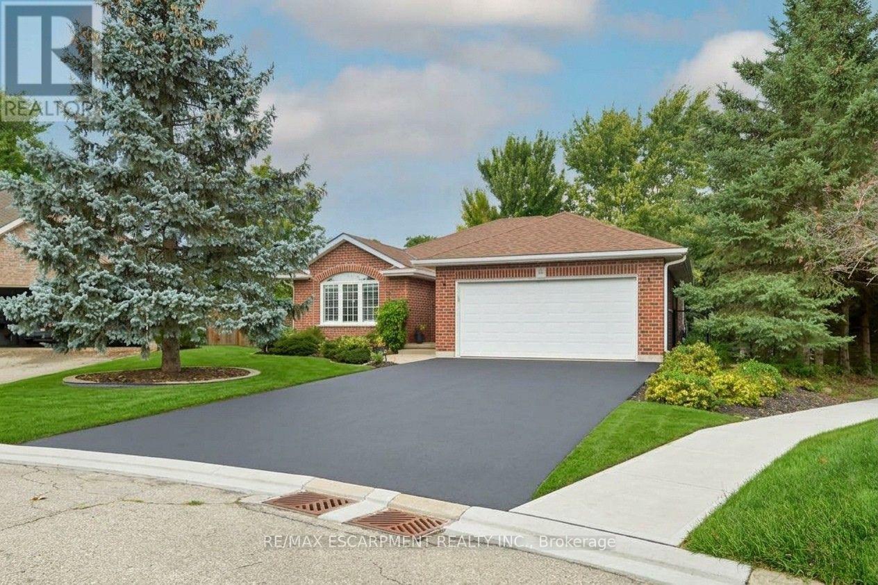 11 SIMON COURT, Norfolk, Ontario