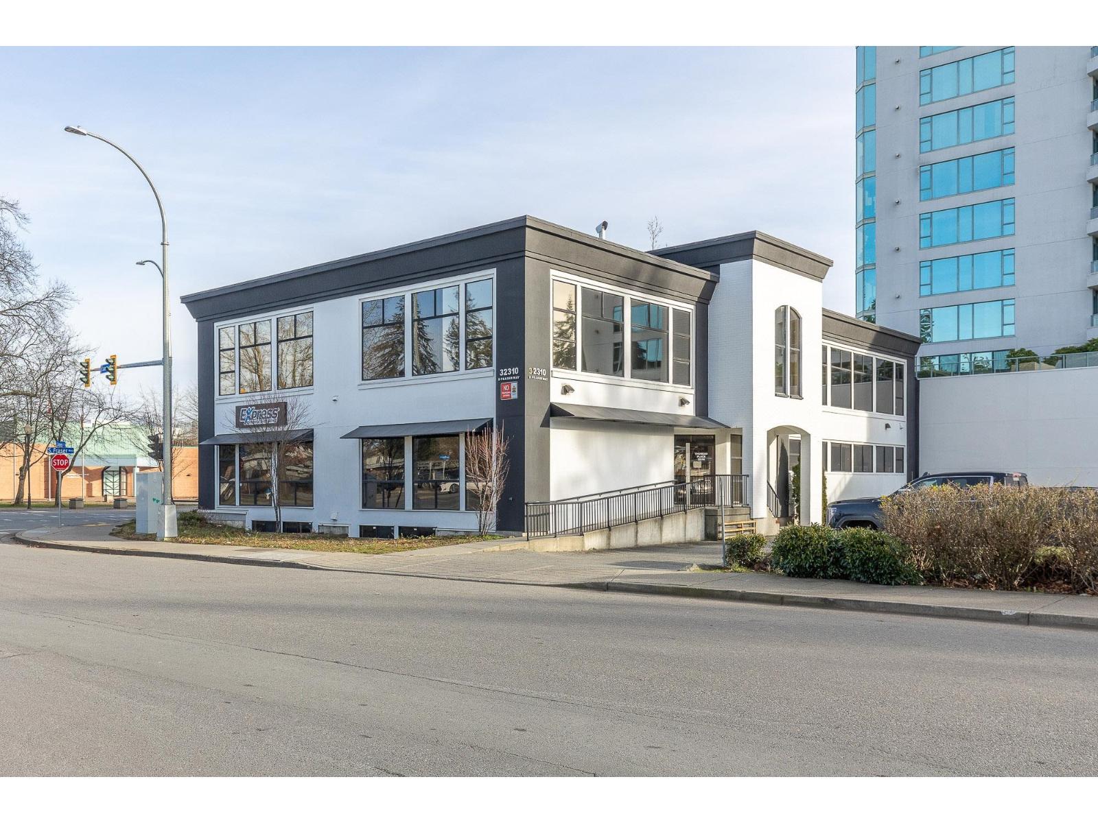 202 32310 South Fraser Way, Abbotsford, British Columbia  V2T 1X1 - Photo 4 - C8080291