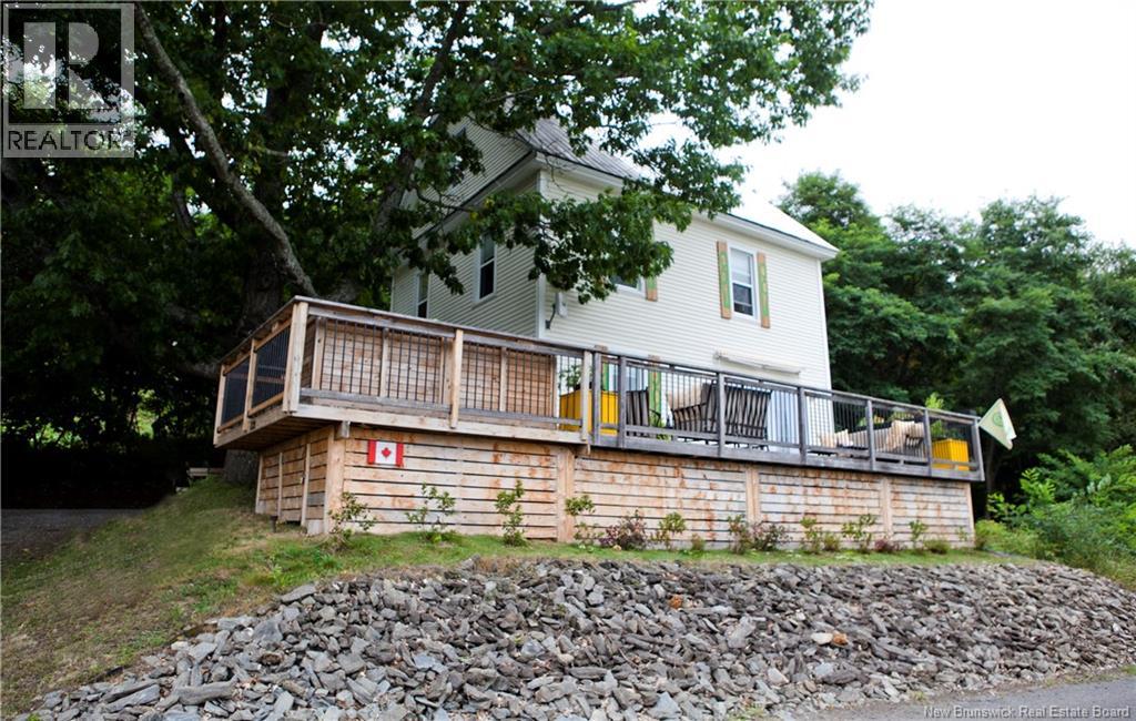 123 Bridge Street, Woodstock, New Brunswick  E7M 5Y7 - Photo 3 - NB147167