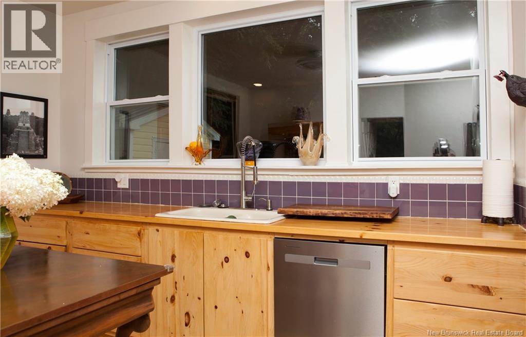 123 Bridge Street, Woodstock, New Brunswick  E7M 5Y7 - Photo 9 - NB147167