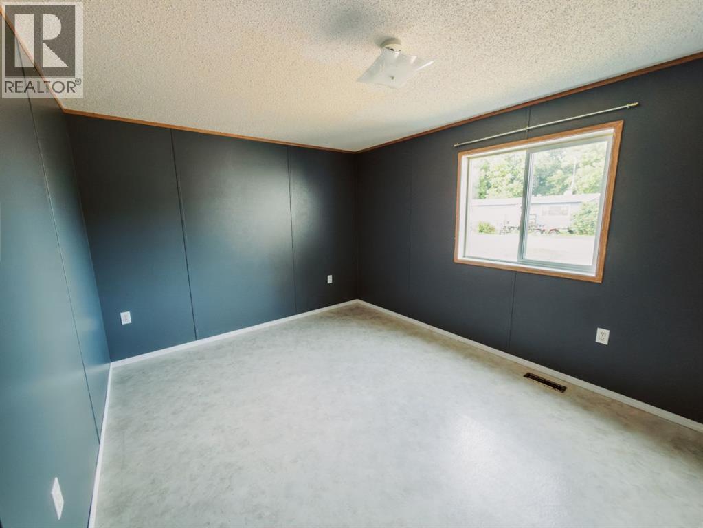 5101 49 Avenue, Botha, Alberta  T0C 0N0 - Photo 17 - A2342343