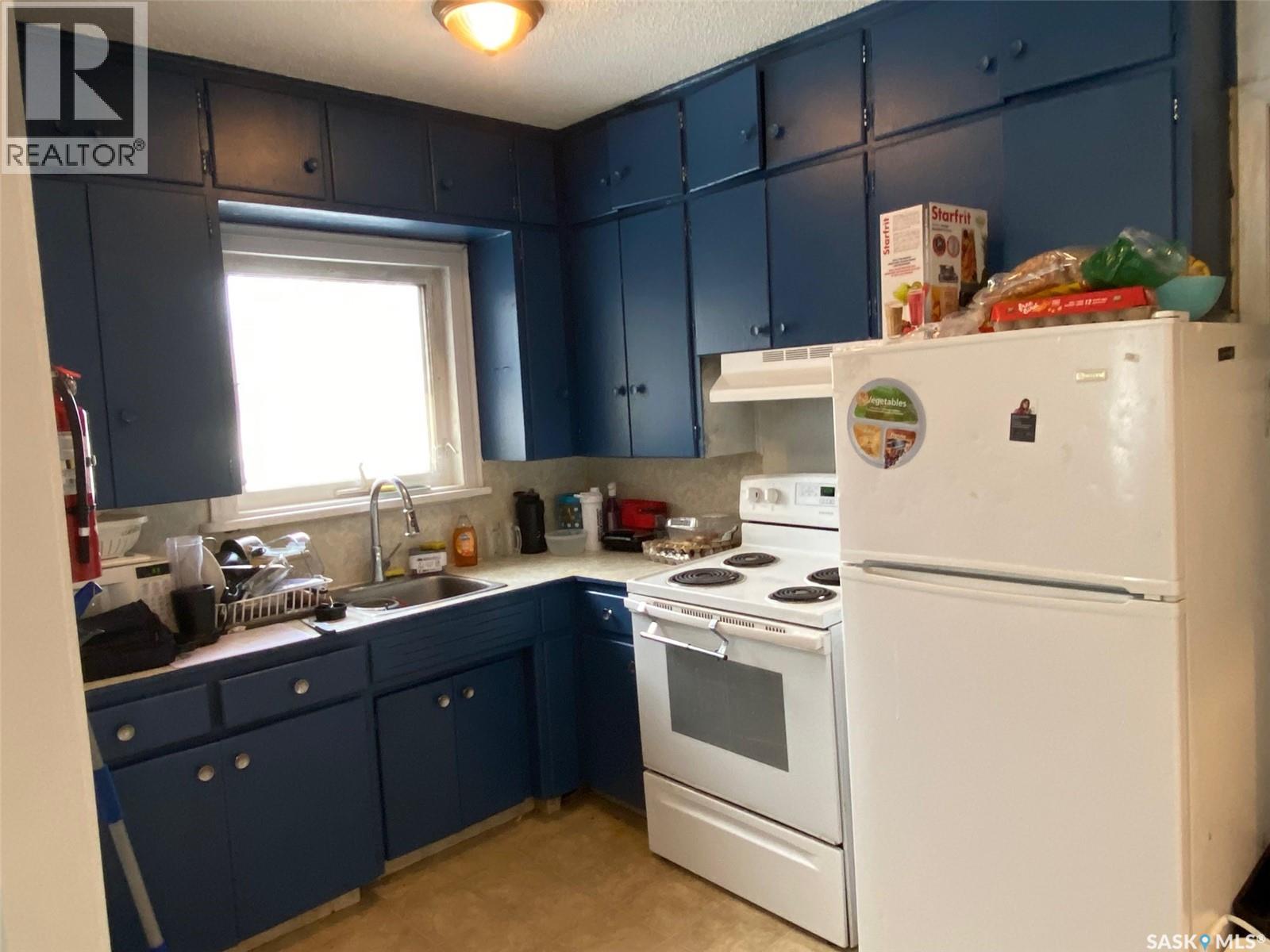 31 Irwin Avenue, Yorkton, Saskatchewan  S3N 4C6 - Photo 2 - SK047576
