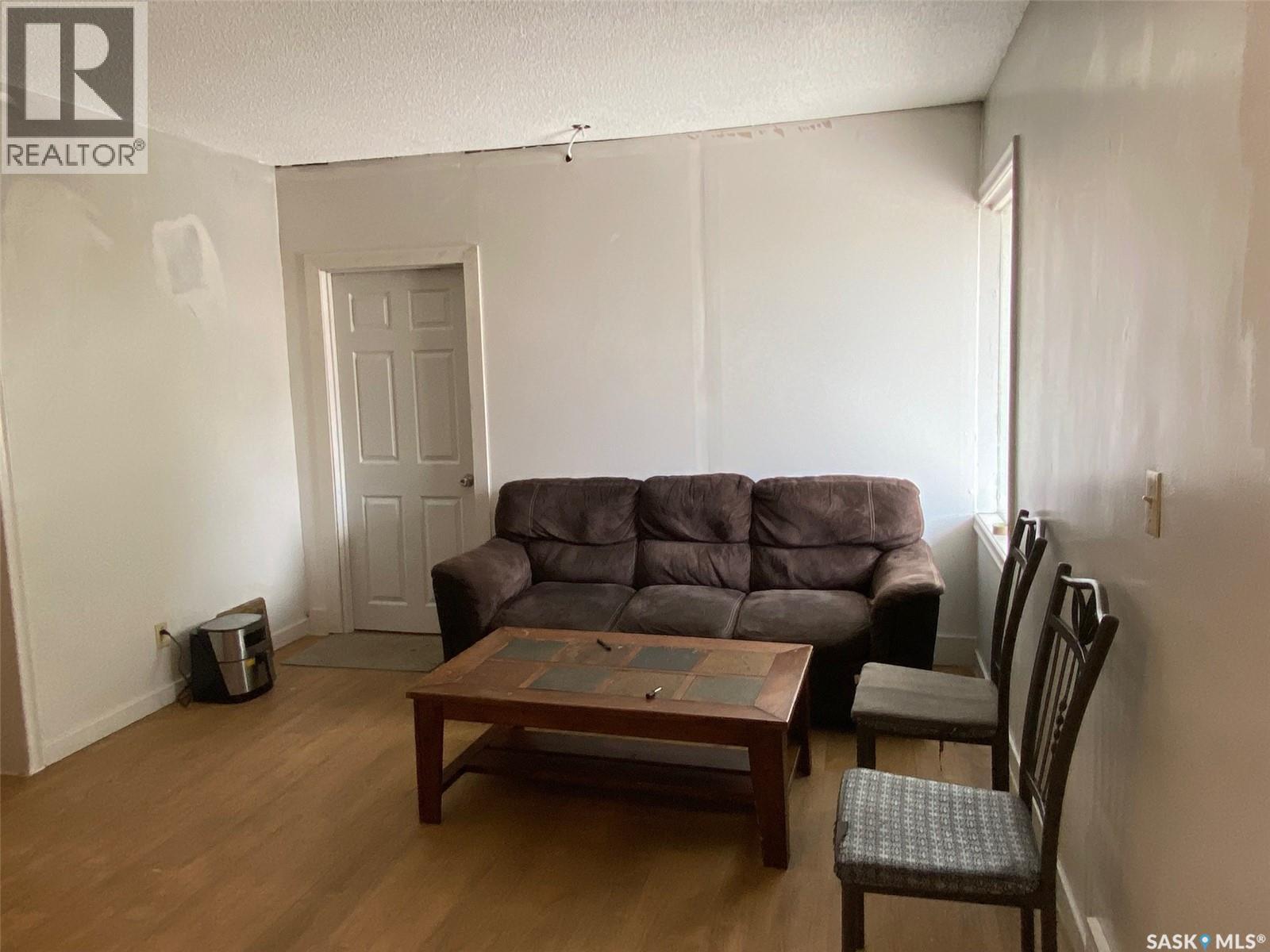 31 Irwin Avenue, Yorkton, Saskatchewan  S3N 4C6 - Photo 5 - SK047576