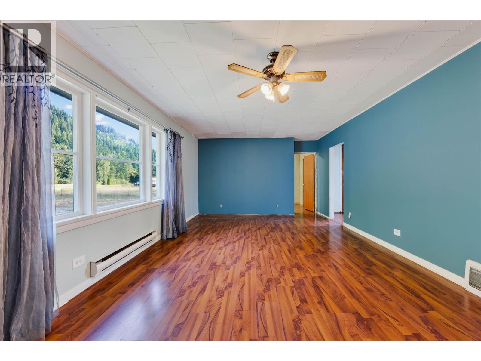 6352 Highway 3 Highway, Salmo, British Columbia  V0G 1Z0 - Photo 45 - 10399408