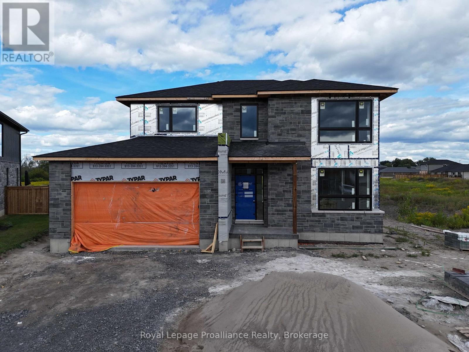 15 Horton Court, Belleville, Ontario  K8P 0G7 - Photo 4 - X13014608
