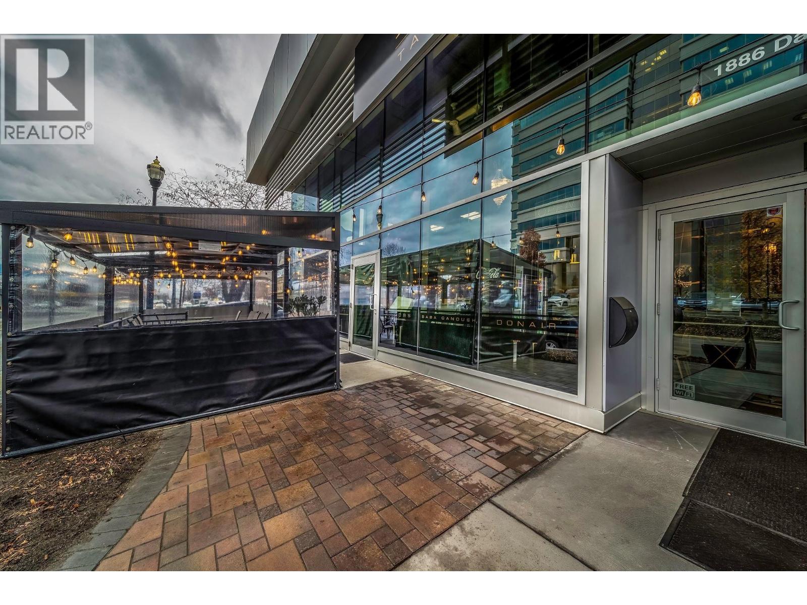 1886 Dayton Street, Kelowna, British Columbia  V1Y 7W6 - Photo 5 - 10399897