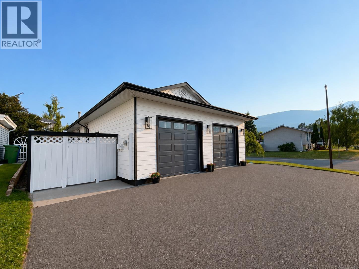 1411 Driftwood Crescent, Smithers, British Columbia  V0J 2N0 - Photo 5 - R3148888